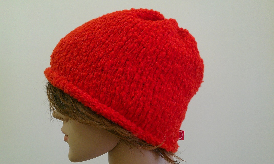 Дизайнерская красная вязанная шапка RED - бутик "Ай Ривз"